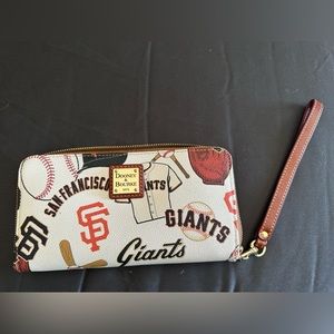 Dooney & Bourke SF Giants Wallet (Wristlet)